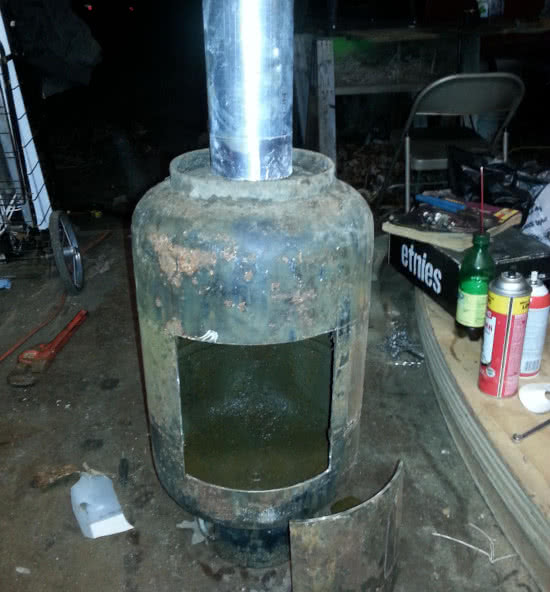 building a wood stove from a propane tank